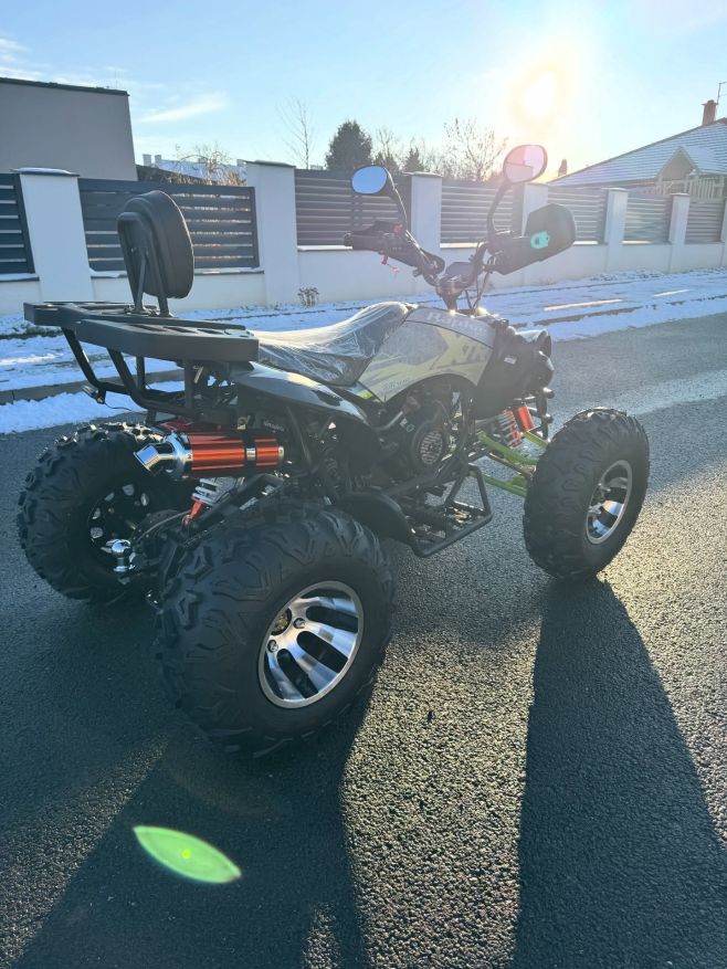 Raptor 250cc pro zákazníka ke Znojmu. DOPRAVA ZDARMA. Po domluvě montáž. Zákazník to chtěl složit. 1500,- den práce....